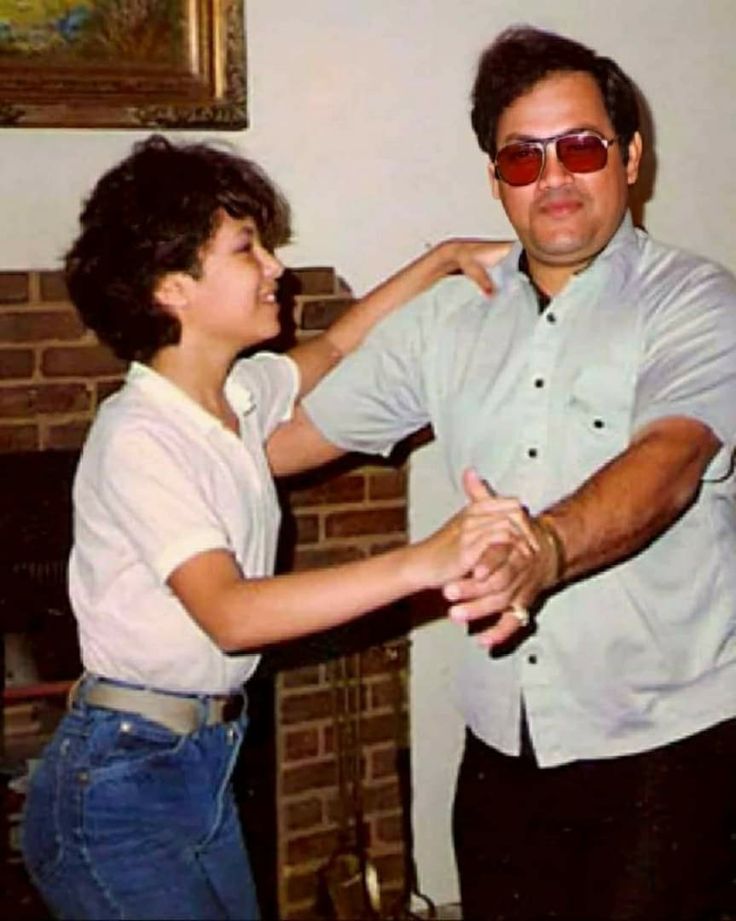 Início da carreira: Selena y Los Dinos